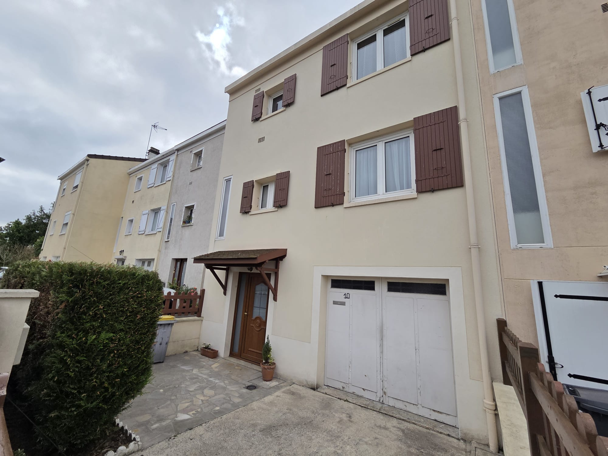 Agence immobilière de Agence Plailly Immobilier