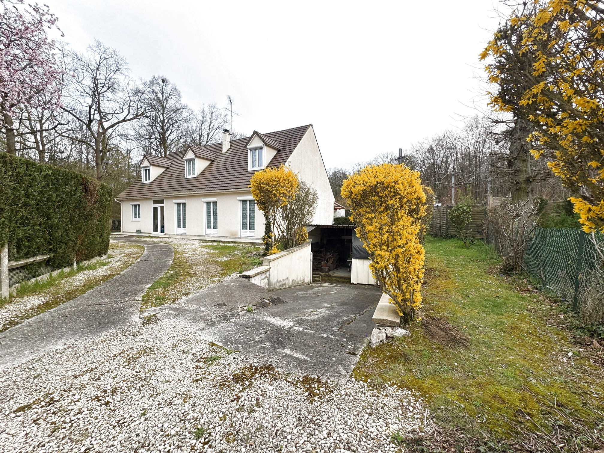 Agence immobilière de Agence Plailly Immobilier